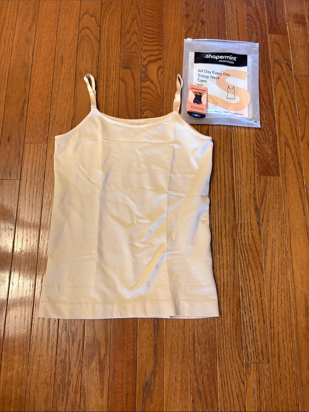 Shapermint Scoop Neck Cami in Cream